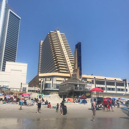 2Br 3Ba Beachfront Rental In Town Cozysuites Atlantic City Kültér fotó