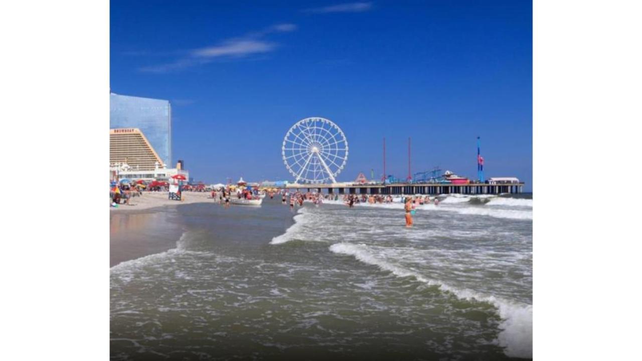 2Br 3Ba Beachfront Rental In Town Cozysuites Atlantic City Kültér fotó