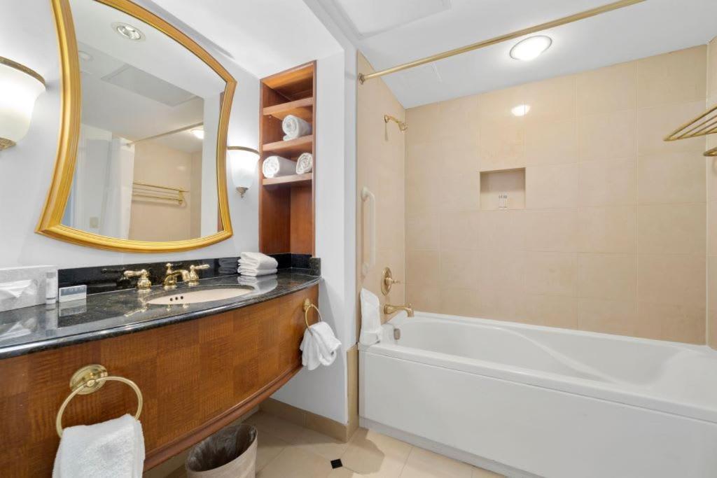 2Br 3Ba Beachfront Rental In Town Cozysuites Atlantic City Kültér fotó